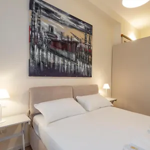  Apartment Royal - Centro Brera