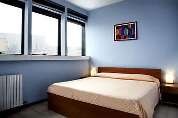 New Generation Hostel Navigli Milano إيطاليا